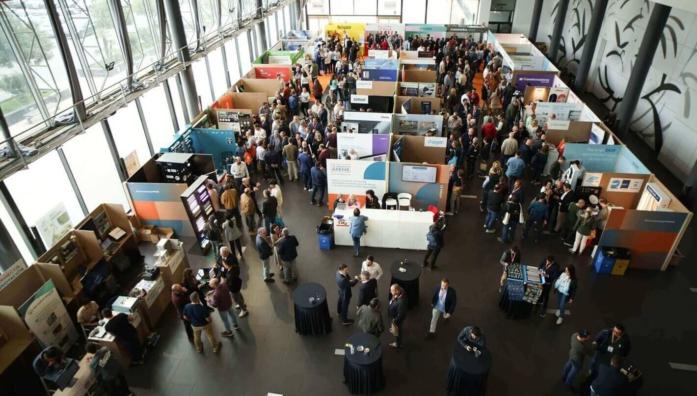 Más de medio millar de profesionales de la instalación de Alicante se dan cita en una nueva edición de Connecta