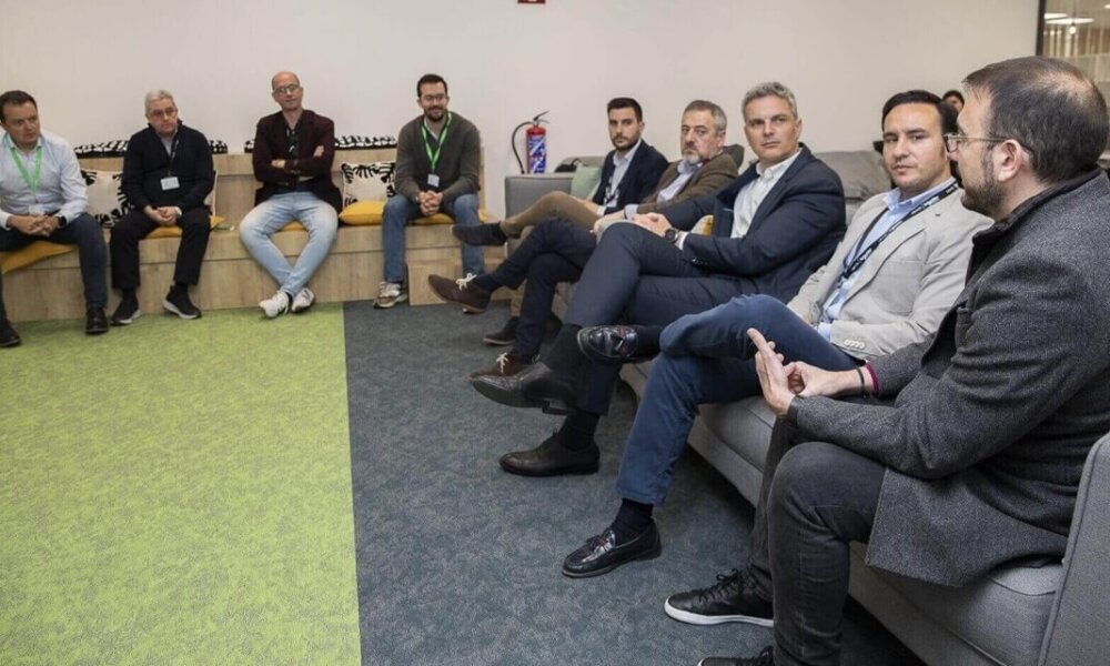 Los participantes, en el Desayuno organizado por Schneider Electric e Instaladores 2.0