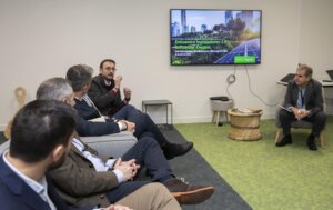 Los participantes, en el Desayuno organizado por Schneider Electric e Instaladores 2.0