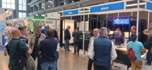 Los pasillos del certamen durante la jornada