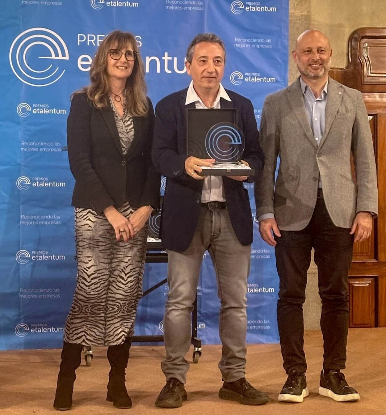 Suministradora del Vallés gana el Premio Etalentum Sabadell 2025, en pymes de entre 26 y 100 trabajadores