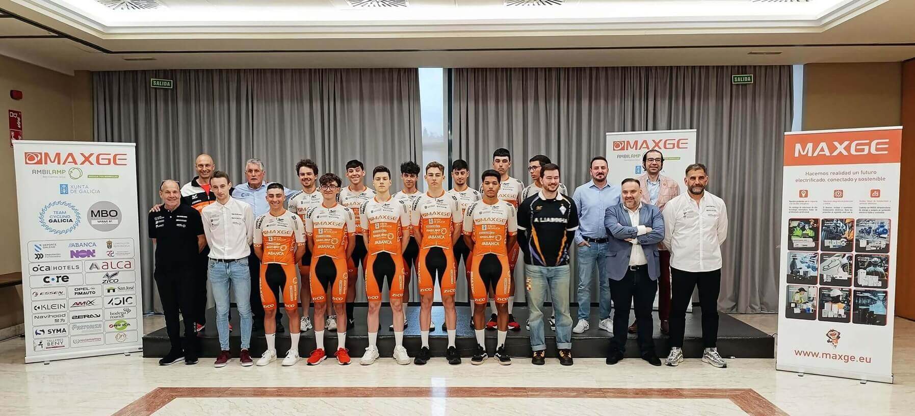 Maxge Europe renueva el vínculo con el ciclismo en la presentación del Team Cycling Galicia, con el apoyo de Ambilamp