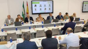 Manuel de Elías, gerente de Epyme, interviene en la asamblea general