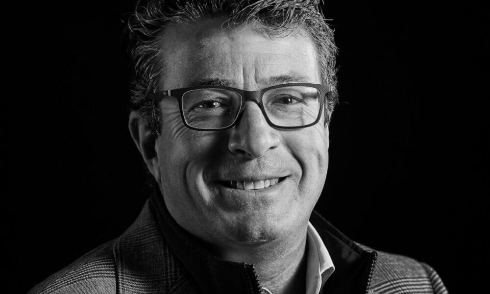 Antonio Delgado, reelegido como presidente de los instaladores de Badajoz, en la asamblea general de Asinet