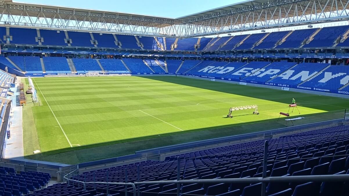 El primer Aúna Partner Day de 2025 bate el récord de inscritos y supera los 2.000 visitantes profesionales