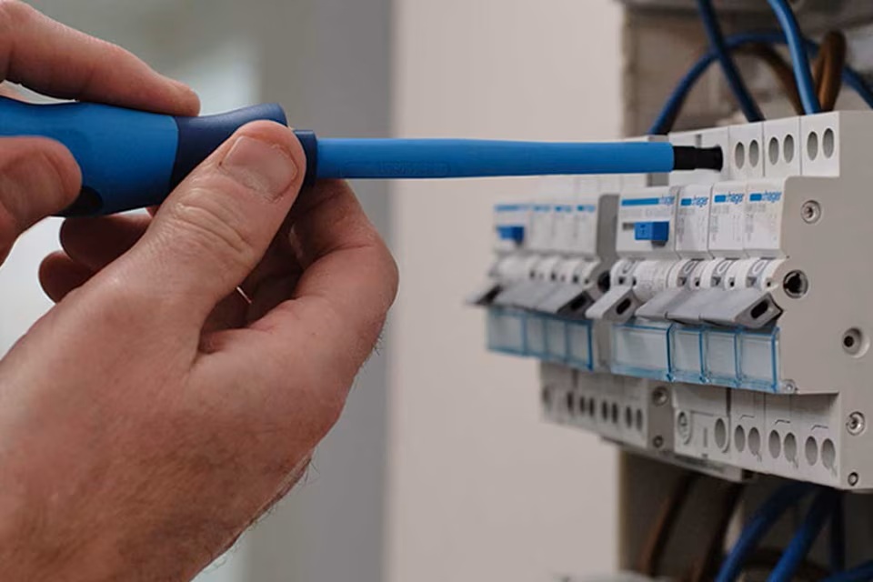 Protección diferencial de Hager para instalaciones eléctricas seguras