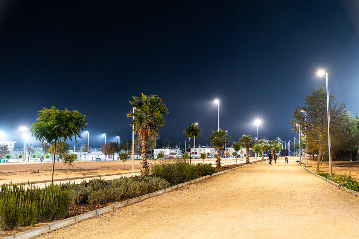 Ledvance presenta un ecosistema que aúna alumbrado exterior con autoconsumo