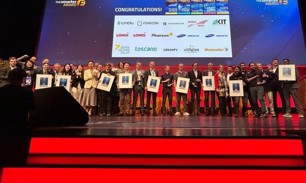 Toscano gana el premio The Smarter E 2025 en Múnich por su sistema Backup para fotovoltaica
