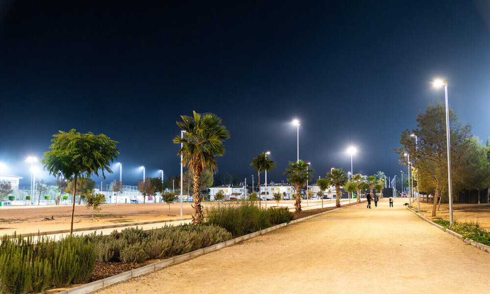 Ledvance presenta un ecosistema que aúna alumbrado exterior con autoconsumo