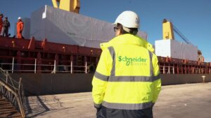 Schneider Electric y Digital Realty crean una nueva pasarela digital para el sur de Europa