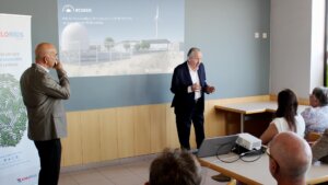 Ecoasis, estación autosuficiente que recarga vehículos eléctricos sin conexión a la red