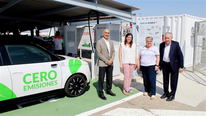 Ecoasis, estación autosuficiente que recarga vehículos eléctricos sin conexión a la red