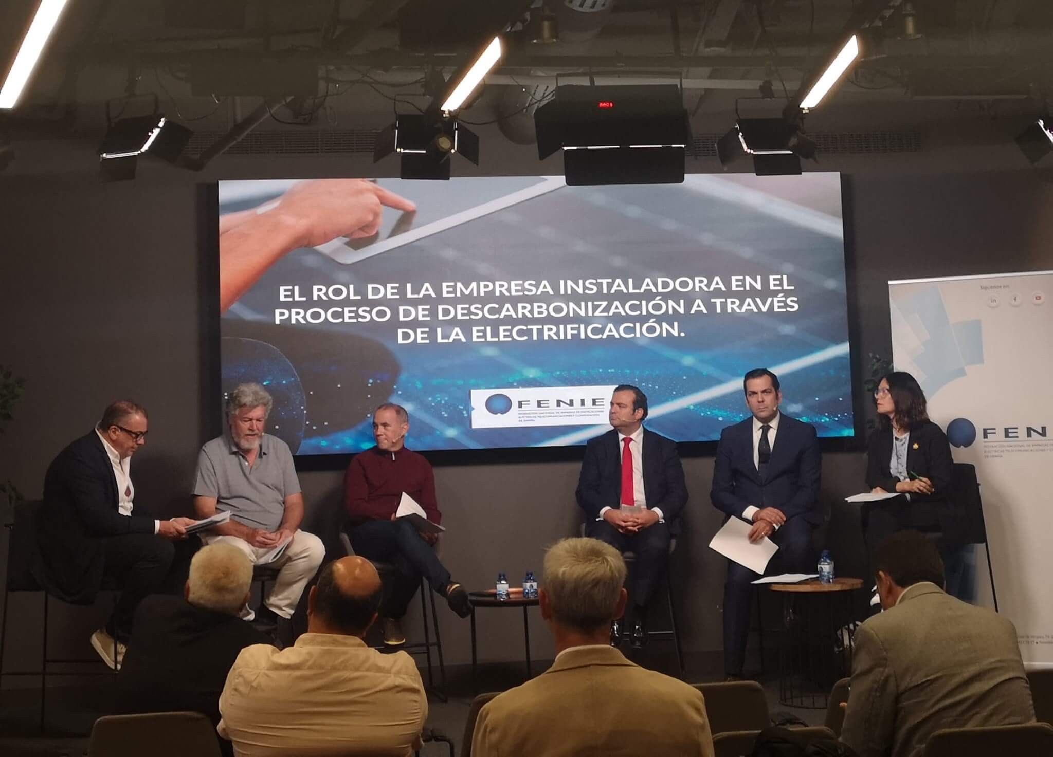 Las novedades del nuevo REBT en una jornada de Fenie, en la que intervienen los principales partidos políticos