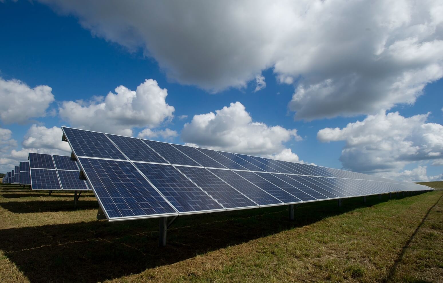 Conclusiones del estudio “Impacto Socioeconómico de las Inversiones en Energía Solar Fotovoltaica”