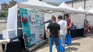 La Zona Demo exterior estaba orientada a las demostraciones prácticas de producto