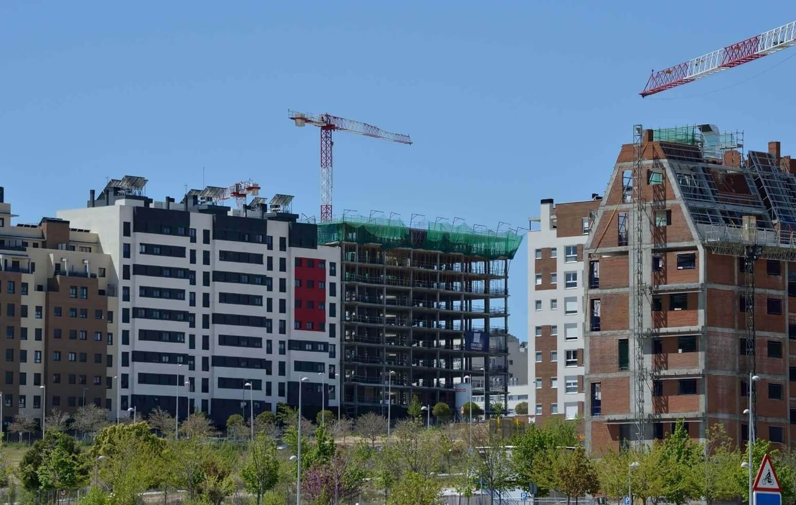 Adime se hace eco del endurecimiento de la normativa europea sobre eficiencia energética en los edificios