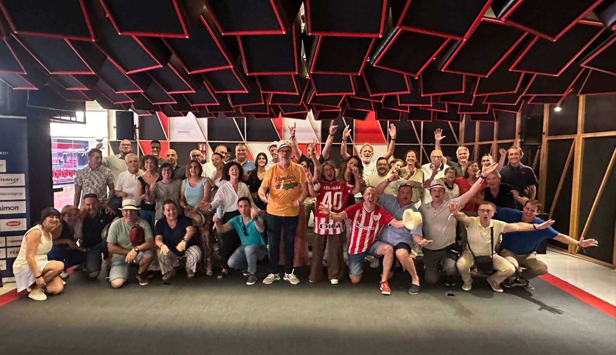 Aelvasa celebra su 40 aniversario en Bilbao, en una doble jornada festiva con clientes y proveedores