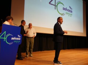 Josu Gómez, director general de Aelvasa, interviene en el acto del 40 aniversario