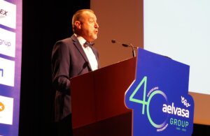 Josu Gómez, director general de Aelvasa, interviene en el acto del 40 aniversario