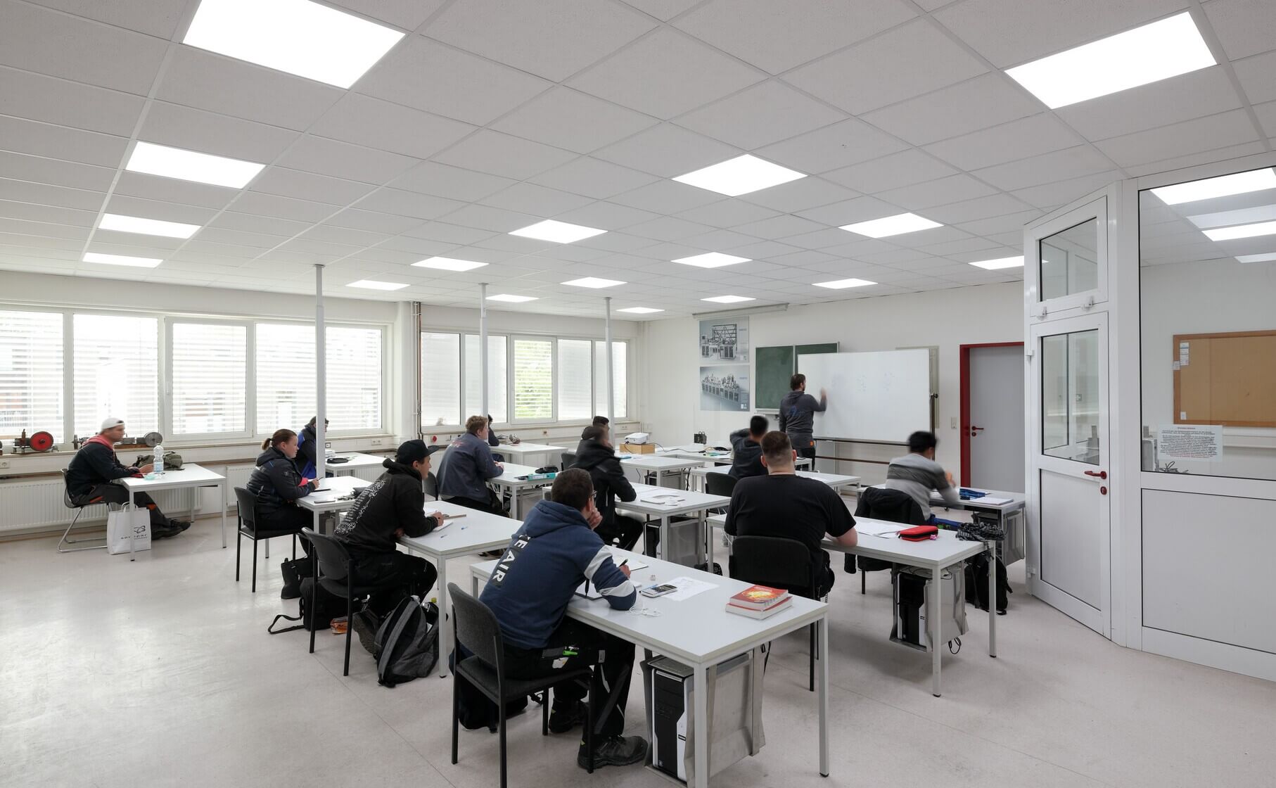 Ledvance apuesta por la iluminación biodinámica para mejorar el rendimiento en las aulas