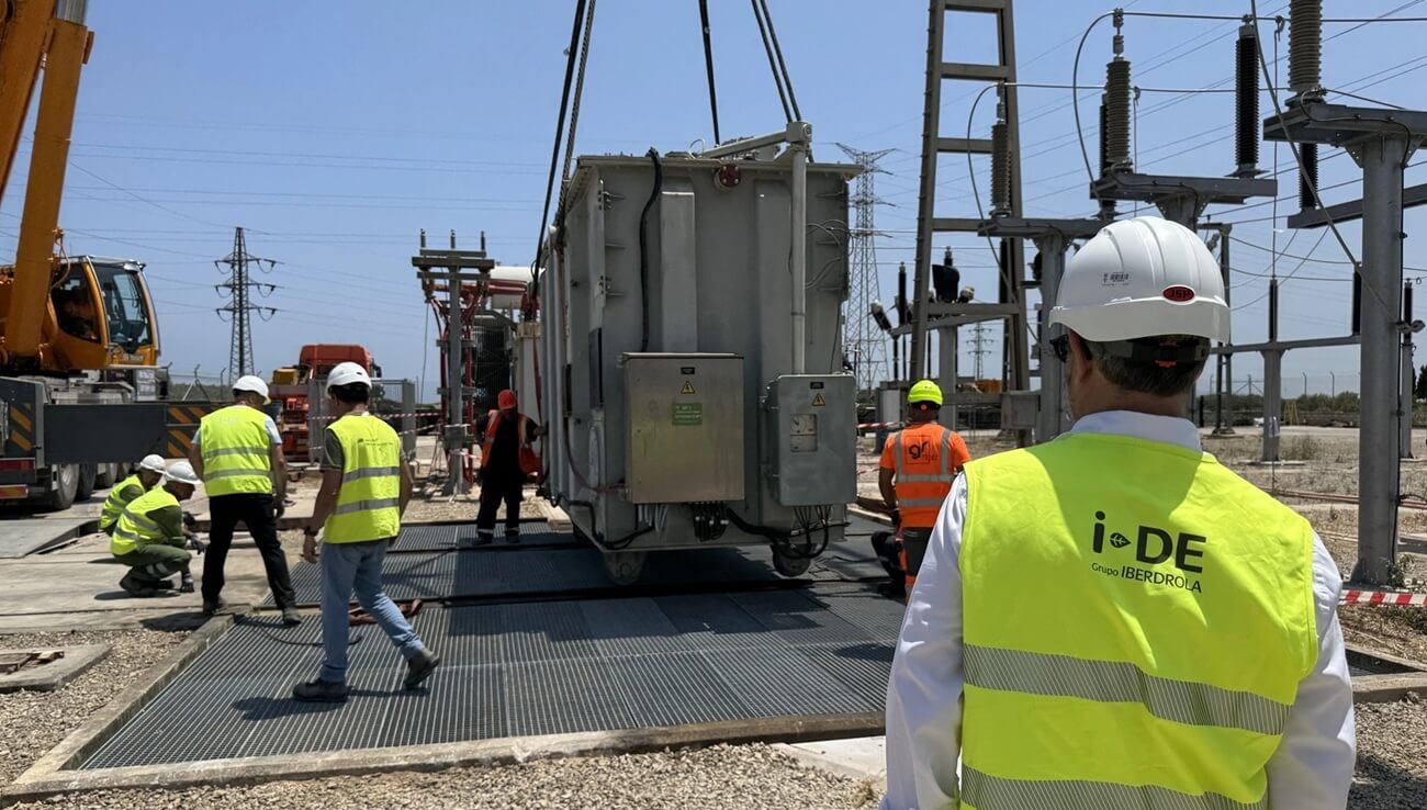 Iberdrola España alcanza el 70 % de ejecución del proyecto de rediseño de la red afectada por la DANA