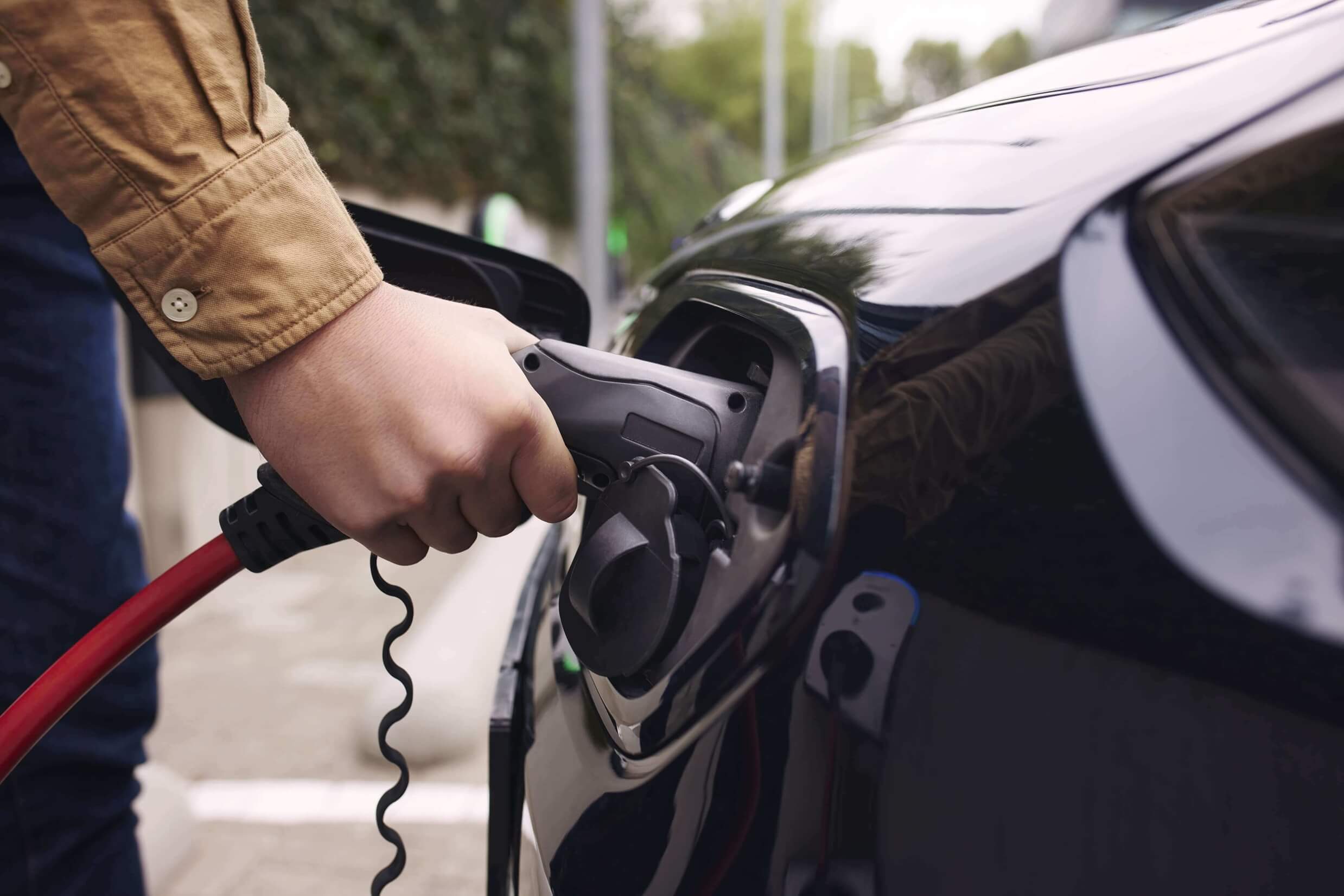 Preparar la vivienda para el vehículo eléctrico de forma segura, eficiente y escalable