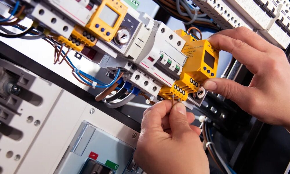 El crecimiento de las ventas de material eléctrico se acostumbra a “hacer la goma”