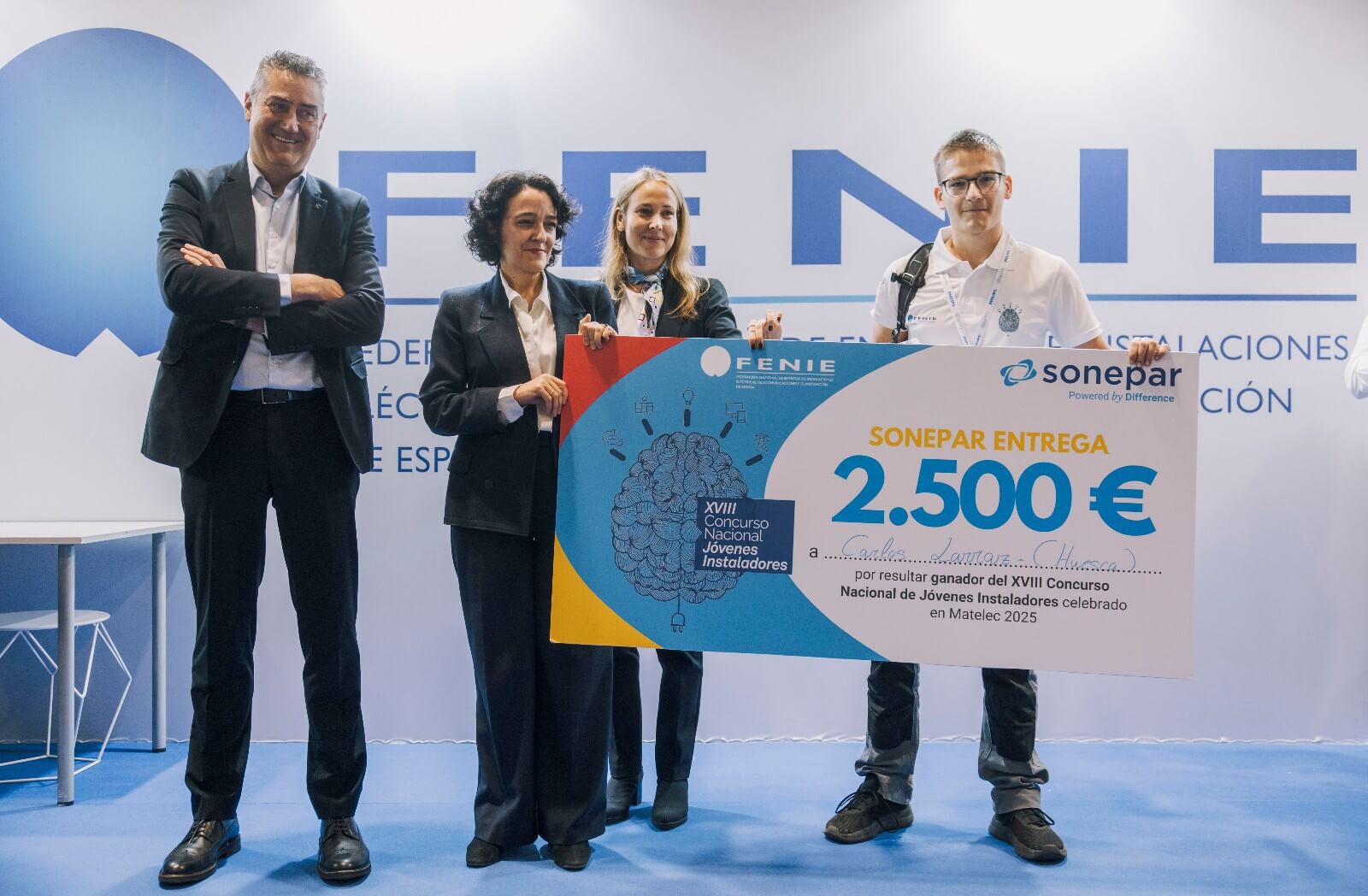 El oscense Carlos Larraz triunfa en el Concurso Nacional de Jóvenes Instaladores 2025