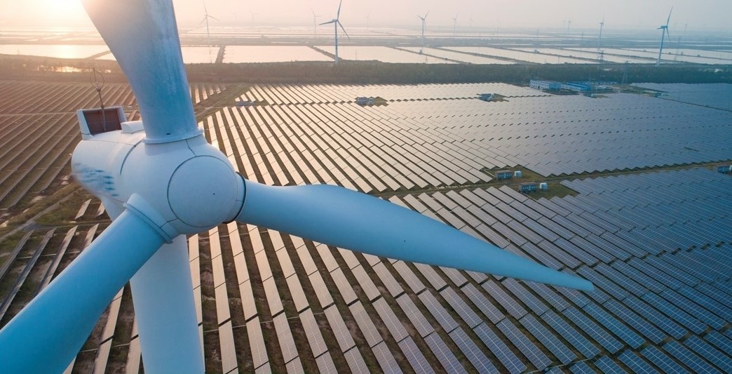 Estancamiento del sector renovable a la espera del despertar de la demanda y nueva regulación