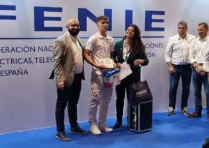El oscense Carlos Larraz triunfa en el Concurso Nacional de Jóvenes Instaladores 2025