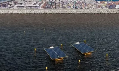Un proyecto pionero de fotovoltaica flotante en mar abierto, en fase de construcción en Vigo