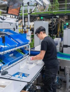 La transformación de los procesos productivos de Hager: 70 años de experiencia en la electrificación de edificios