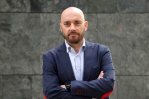 “Trabajamos para que, de aquí a 2030, una parte significativa del parque residencial europeo cuente con capacidades avanzadas de gestión inteligente”, Fernando Vázquez, vicepresidente de Home & Distribution de SCHNEIDER ELECTRIC IBERIA